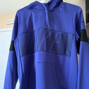 nike hoodie